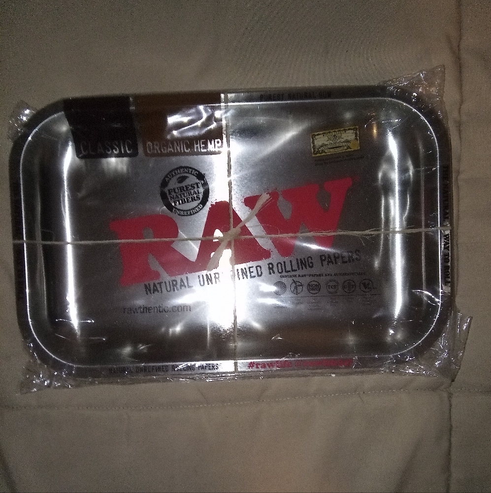 RAW Rolling Papers Silver Metal Rolling Tray BRAND NEW 11” x 7” Organic Hemp